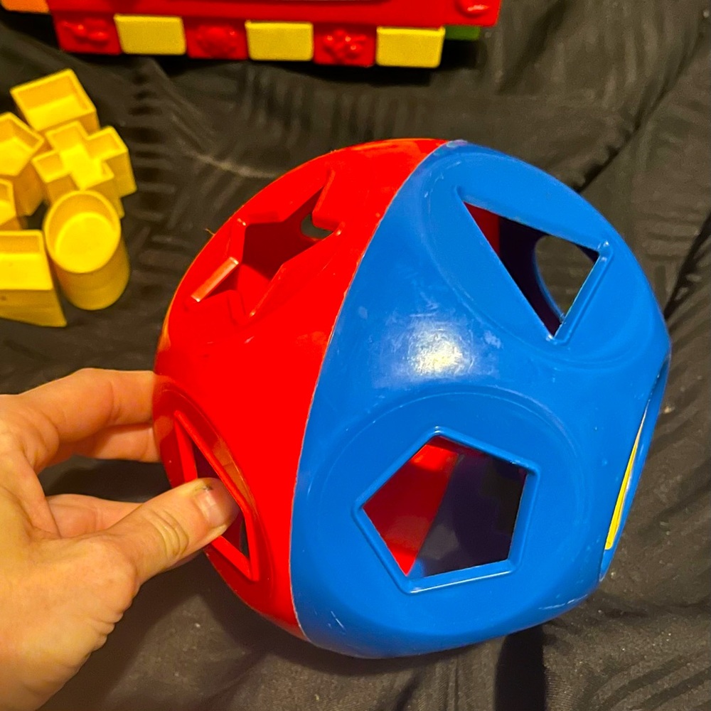PlayGo Activity Cube - Picture 3 of 3